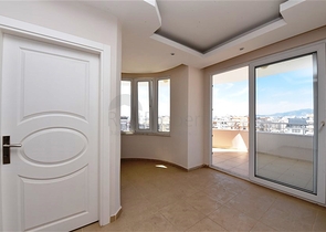 دوبلكس عائلية - 3 غرف وصالتين - اطلالة بحر - في مهموتلار / الانيا 