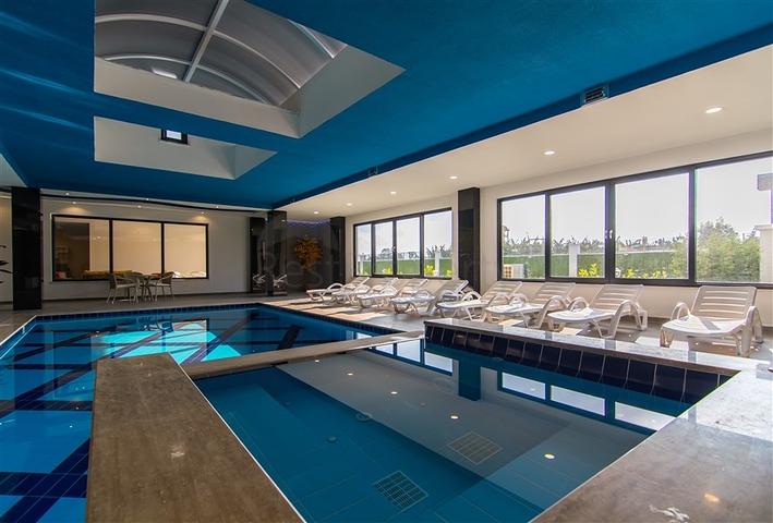 شقة دوبلكس ارضية - مع مدخل للحديقة -ضمن مجمع حديث فاخر - في كارجي جاك / الانيا 