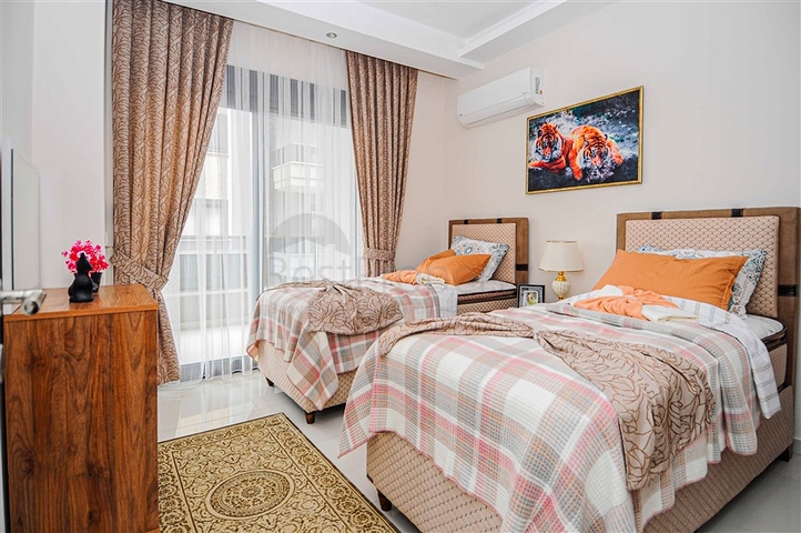 شقة دوبلكس ارضية - مع مدخل للحديقة -ضمن مجمع حديث فاخر - في كارجي جاك / الانيا 