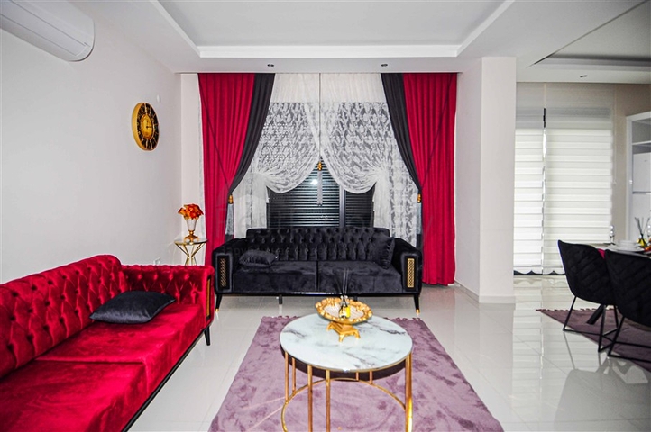 شقة دوبلكس ارضية - مع مدخل للحديقة -ضمن مجمع حديث فاخر - في كارجي جاك / الانيا 