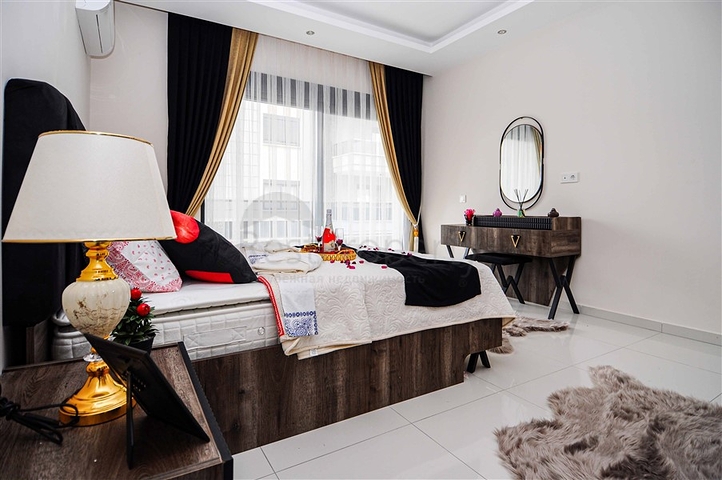 شقة دوبلكس ارضية - مع مدخل للحديقة -ضمن مجمع حديث فاخر - في كارجي جاك / الانيا 