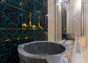 شقة دوبلكس ارضية - مع مدخل للحديقة -ضمن مجمع حديث فاخر - في كارجي جاك / الانيا 