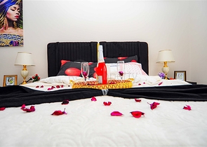 شقة دوبلكس ارضية - مع مدخل للحديقة -ضمن مجمع حديث فاخر - في كارجي جاك / الانيا 