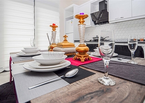 شقة دوبلكس ارضية - مع مدخل للحديقة -ضمن مجمع حديث فاخر - في كارجي جاك / الانيا 