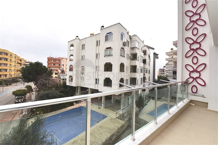 شقة غرفة وصالة - قريبة من البحر والاسواق -في مهموتلار /الانيا 