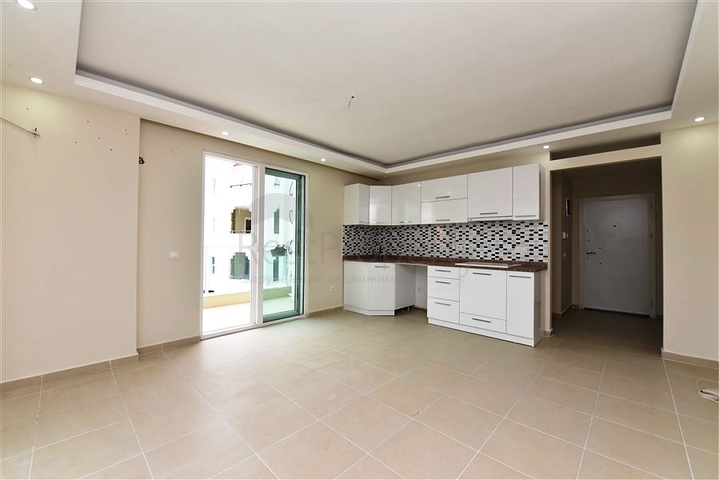 شقة غرفة وصالة - قريبة من البحر والاسواق -في مهموتلار /الانيا 