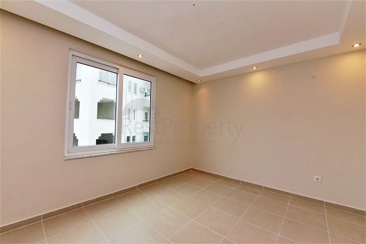 شقة غرفة وصالة - قريبة من البحر والاسواق -في مهموتلار /الانيا 