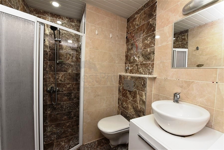 شقة غرفة وصالة - قريبة من البحر والاسواق -في مهموتلار /الانيا 