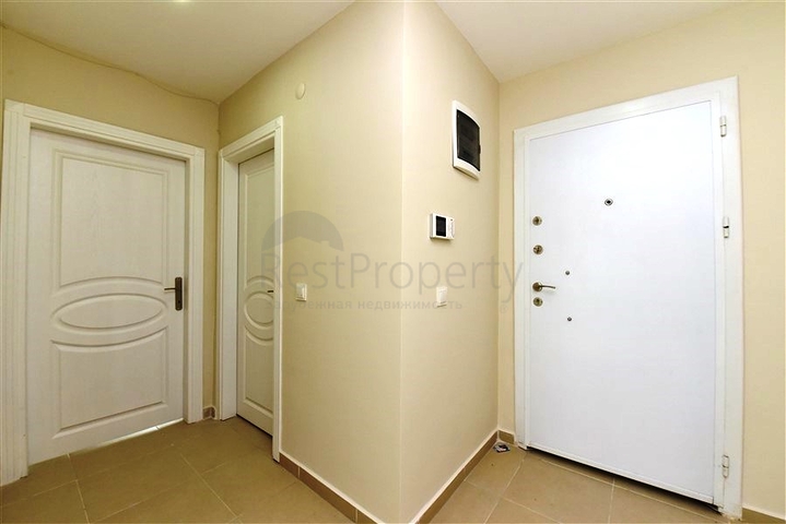 شقة غرفة وصالة - قريبة من البحر والاسواق -في مهموتلار /الانيا 