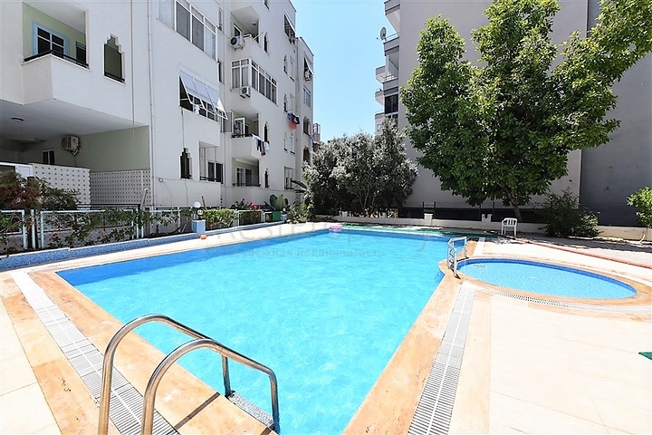 شقة غرفة وصالة - قريبة من البحر والاسواق -في مهموتلار /الانيا 