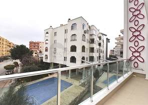 شقة غرفة وصالة - قريبة من البحر والاسواق -في مهموتلار /الانيا 