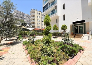 شقة غرفة وصالة - قريبة من البحر والاسواق -في مهموتلار /الانيا 