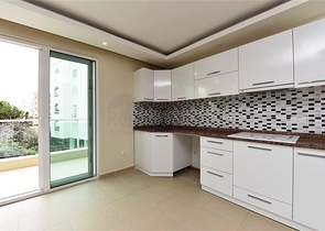 شقة غرفة وصالة - قريبة من البحر والاسواق -في مهموتلار /الانيا 