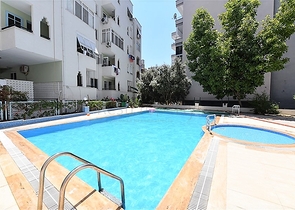 شقة غرفة وصالة - قريبة من البحر والاسواق -في مهموتلار /الانيا 