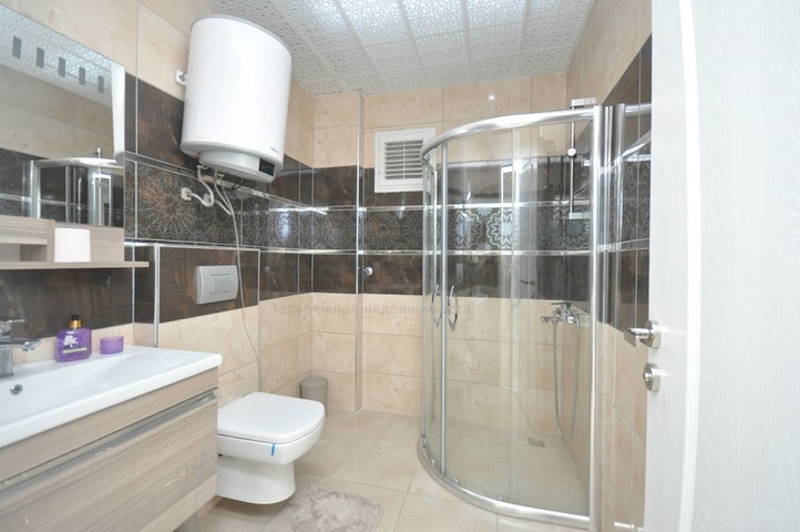 اطلالة مفتوحة - طابق مرتفع - شقة 2 غرفة وصالة - ضمن مجمع سكني بخدمات ممتازة - مهموتلار / الانيا 