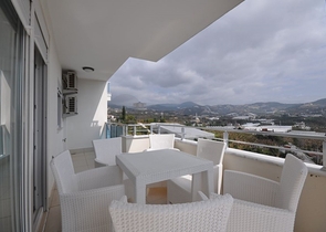 شقة 2 غرفة وصالة - مع الاثاث- ضمن مجمع يضم كافة الخدمات - في الانيا / منطقة مهموتلار 