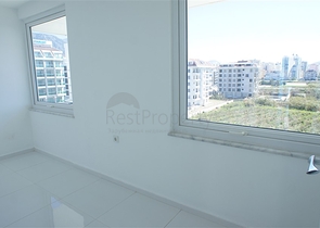 شقق ودوبلكس ضمن مجمع حديث - اطلالة بحر - في كاستل / الانيا 