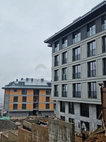 اطلالة على مضيق البوسفور - شقق عائلية ضمن مجمع حديث فاخر - في اسطنبول الاسيوية 