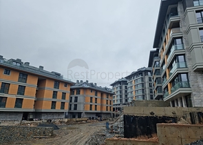 اطلالة على مضيق البوسفور - شقق عائلية ضمن مجمع حديث فاخر - في اسطنبول الاسيوية 