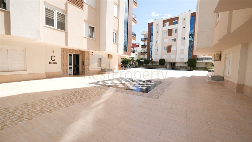 شقة 2 + 1 مع أثاث في مجمع في هورما كونيالتي