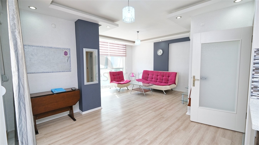 شقة 2 + 1 مع أثاث في مجمع في هورما كونيالتي