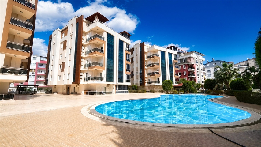 شقة 2 + 1 مع أثاث في مجمع في هورما كونيالتي