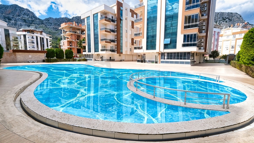 شقة 2 + 1 مع أثاث في مجمع في هورما كونيالتي