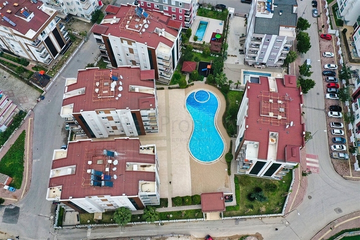 شقة 2 + 1 مع أثاث في مجمع في هورما كونيالتي