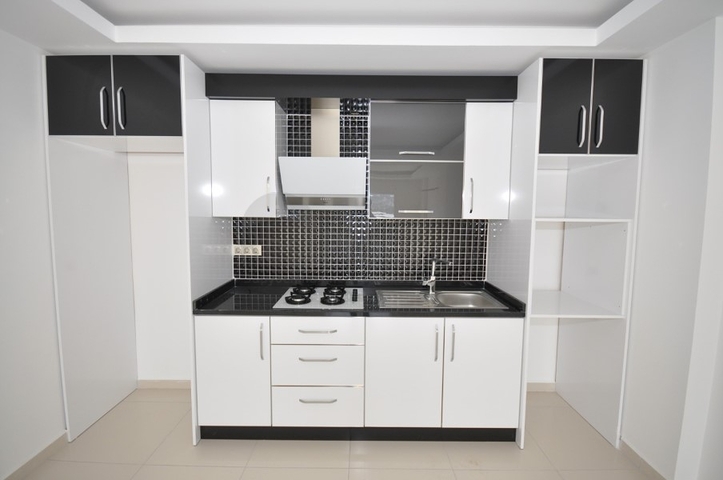 خدمات 5 نجوم - شقة غرفة وصالة مؤثثة - ضمن مجمع فاخر - في مهموتلار / الانيا 