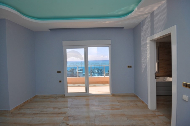 اطلالة بحر - دوبلكس 3 غرف وصالة - في مهموتلار / الانيا 