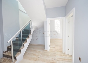 اطلالة بحر - دوبلكس 3 غرف وصالة - في مهموتلار / الانيا 