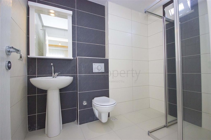 مطبخ منفصل - شقة 3 غرف نوم وصالة - مع الاثاث - في مهموتلار / الانيا 