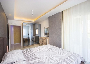 مطبخ منفصل - شقة 3 غرف نوم وصالة - مع الاثاث - في مهموتلار / الانيا 