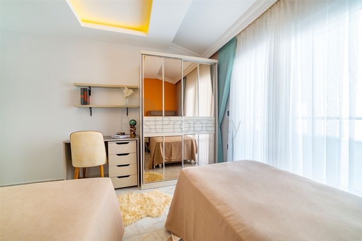 اطلالة بحر - دوبلكس فاخرة - تصميم 1+3 - في مهموتلار / الانيا 