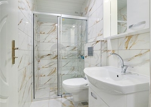 اطلالة بحر - دوبلكس فاخرة - تصميم 1+3 - في مهموتلار / الانيا 