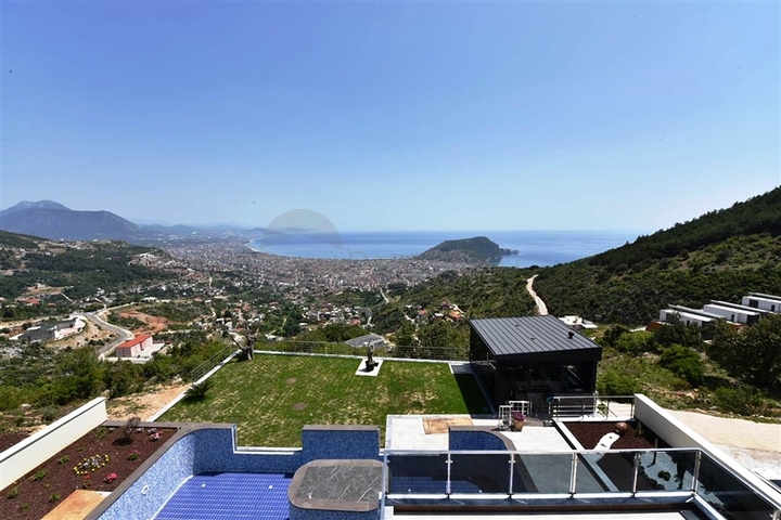 قصر فاخر للبيع في مدينة الانيا 