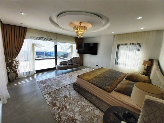 قصر فاخر للبيع في مدينة الانيا 