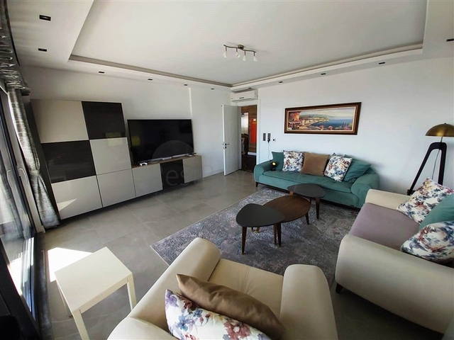 قصر فاخر للبيع في مدينة الانيا 