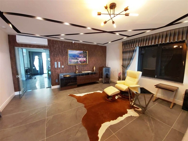 قصر فاخر للبيع في مدينة الانيا 