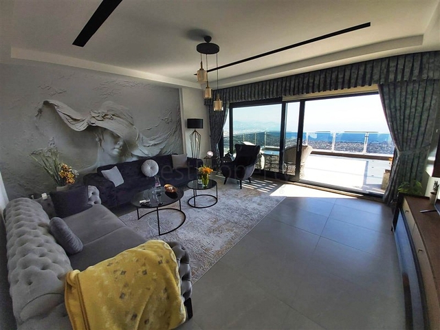 قصر فاخر للبيع في مدينة الانيا 