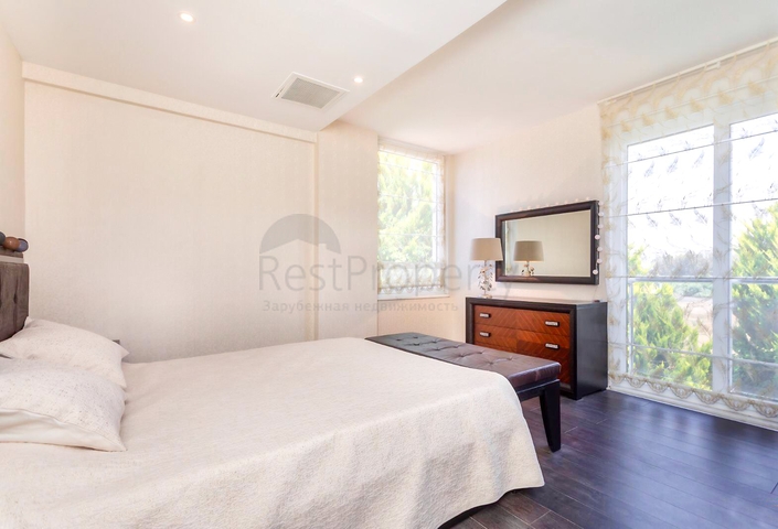 فلل من 4 غرف نوم في انطاليا 5 دقائق من شواطئ لارا