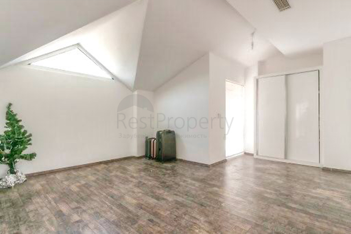 فلل من 4 غرف نوم في انطاليا 5 دقائق من شواطئ لارا