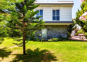 فلل من 4 غرف نوم في انطاليا 5 دقائق من شواطئ لارا