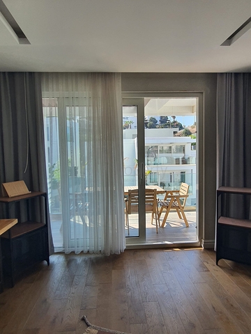 اطلالة بحرية -شقق ودوبلكس ضمن مجمع حديث - في بودروم 