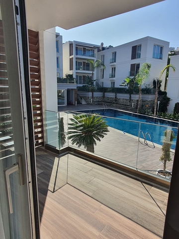 اطلالة بحرية -شقق ودوبلكس ضمن مجمع حديث - في بودروم 