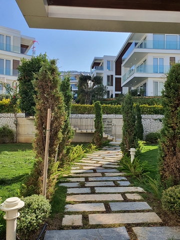 اطلالة بحرية -شقق ودوبلكس ضمن مجمع حديث - في بودروم 