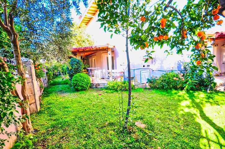 منزل خاص مع 3 غرف نوم في جاميوفا كيمير