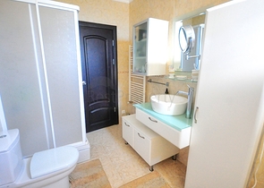 منزل خاص مع 3 غرف نوم في جاميوفا كيمير