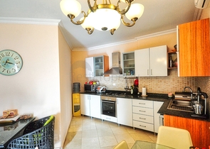 منزل خاص مع 3 غرف نوم في جاميوفا كيمير