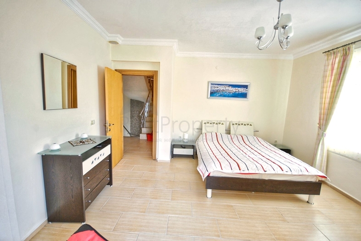 فيلا 4 + 1 على مسافة قريبة من البحر في جاميوفا